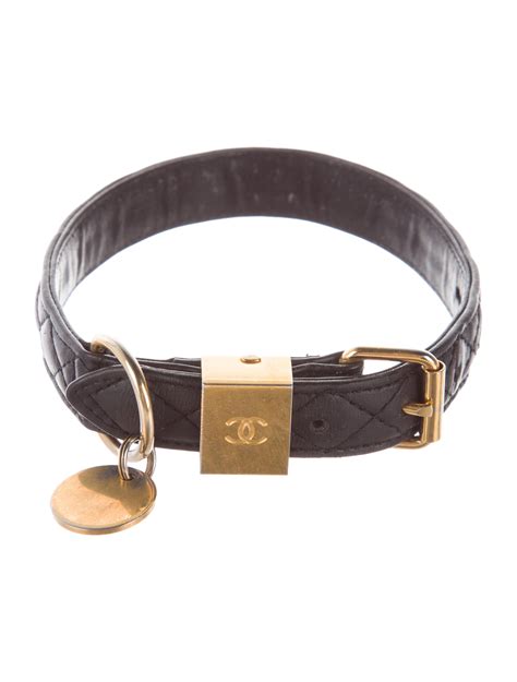 does chanel make dog collars|designer dog collars Chanel.